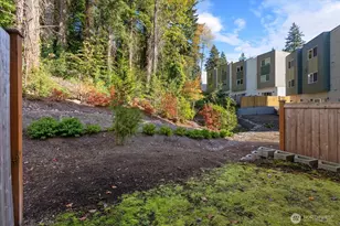 8922 NE 173rd Pl, Bothell, WA 98011 - Photo 10