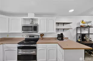 1298 NW Lanyard Loop, Oak Harbor, WA 98277 - Photo 10