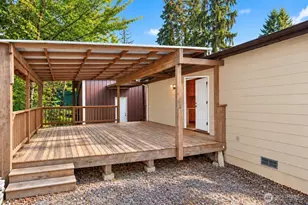 18430 NE Woodinville Duvall Pl, Woodinville, WA 98077 - Photo 14
