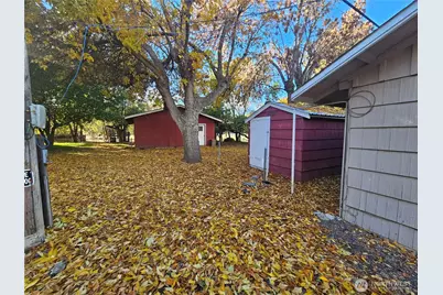 335 F Street NW, Ephrata, WA 98823 - Photo 4