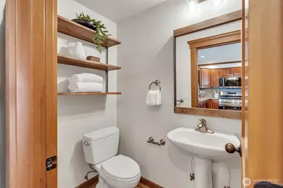 3043 59th Avenue SW #A, Seattle, WA 98116 - Photo 6