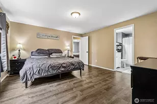 21509 102nd St Ct E, Bonney Lake, WA 98391 - Photo 14