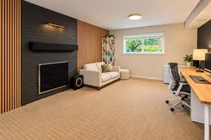 401 109th Ave SE, Bellevue, WA 98004 - Photo 14