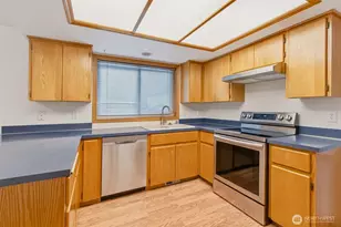 10021 NE 20th St, Vancouver, WA 98664 - Photo 8