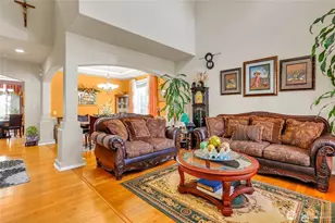 10209 28th Dr SE, Everett, WA 98208 - Photo 2