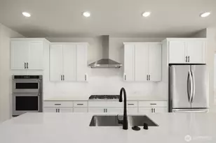 4027 Aberdeen Wy NE, Newcastle, WA 98056 - Photo 10