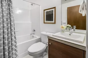 208 16th Ave, Seattle, WA 98122 - Photo 14