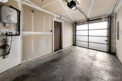 208 16th Avenue #E, Seattle, WA 98122 - Photo 16