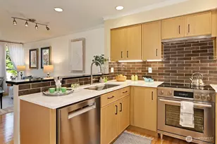 2502 N 50th St, Seattle, WA 98103 - Photo 6
