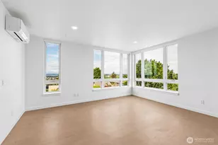5819 Phinney Ave N, Seattle, WA 98103 - Photo 12