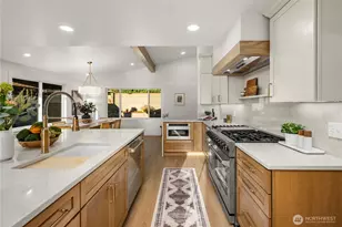 3542 43rd Ave W, Seattle, WA 98199 - Photo 6