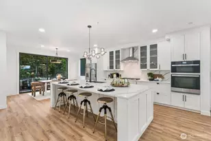 932 Duchess Rd, Bothell, WA 98012 - Photo 16