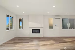 4004 Aberdeen Wy NE, Renton, WA 98056 - Photo 8