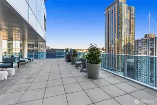 737 Olive Way, Seattle, WA 98101 - Photo 32