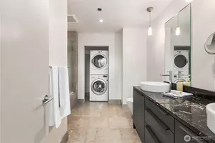 737 Olive Way, Seattle, WA 98101 - Photo 20
