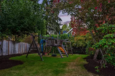 5209 55th Avenue NE, Seattle, WA 98105 - Photo 32