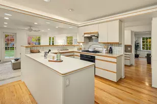 5209 55th Ave NE, Seattle, WA 98105 - Photo 10