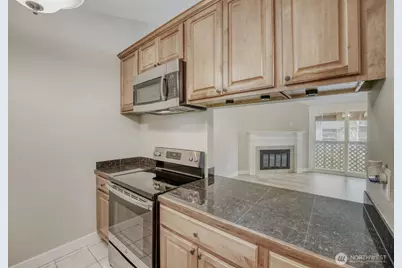3402 I Street NE #H202, Auburn, WA 98002 - Photo 6