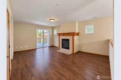2234 Wallace Loop, DuPont, WA 98327 - Photo 4