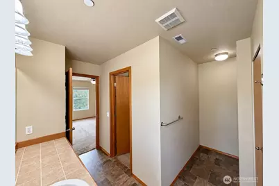 2234 Wallace Loop, DuPont, WA 98327 - Photo 18