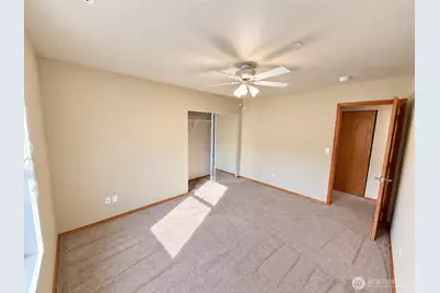 2234 Wallace Loop, DuPont, WA 98327 - Photo 26
