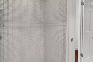 1111 Harbor Ave SW, Seattle, WA 98116 - Photo 30