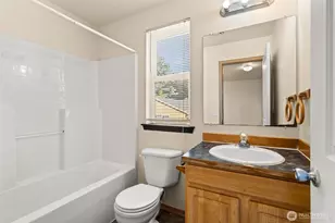 8416 Ainsworth, Tacoma, WA 98444 - Photo 20