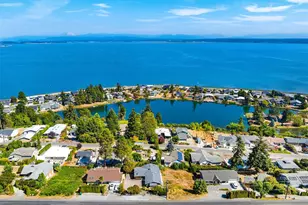 1379 SE Camano Dr, Camano Island, WA 98282 - Photo 30