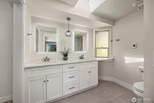 1379 SE Camano Dr, Camano Island, WA 98282 - Photo 16