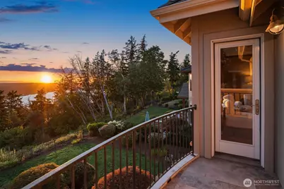 2451 204th Terrace NE, Sammamish, WA 98074 - Photo 28