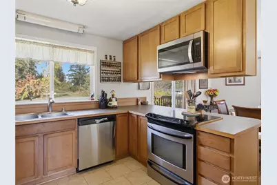 9721 194th Street E, Graham, WA 98338 - Photo 12