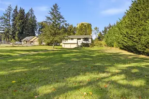 9721 194th St E, Graham, WA 98338 - Photo 32