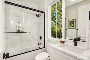 11814 NE 103rd Pl, Seattle, WA 98033 - Photo 14