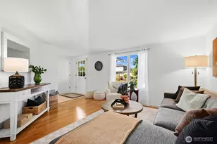 4107 SW Southern St, Seattle, WA 98136 - Photo 6