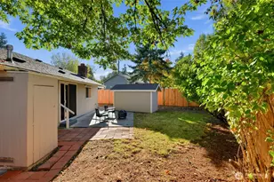 4801 224th St SW, Mountlake Terrace, WA 98043 - Photo 28