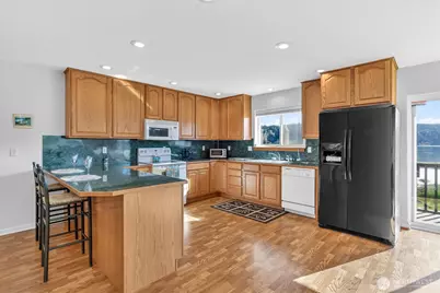 730 E North Bay Road, Allyn, WA 98524 - Photo 8