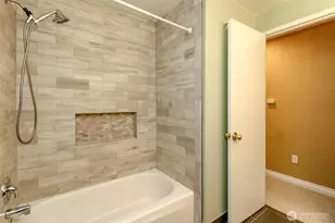 12402 Tatoosh Rd E, Puyallup, WA 98374 - Photo 24