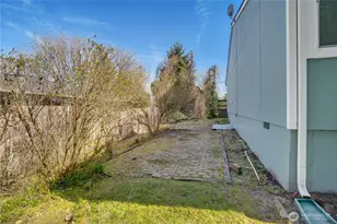 3023 Bridgeport Way W, University Place, WA 98466 - Photo 36
