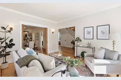 5246 12th Avenue NE, Seattle, WA 98105 - Photo 6