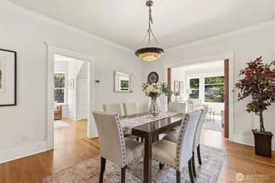 5246 12th Avenue NE, Seattle, WA 98105 - Photo 10