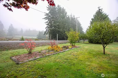 3241 Haynie Road, Custer, WA 98240 - Photo 22