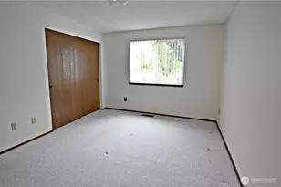 9925 61st Ave E, Puyallup, WA 98373 - Photo 10