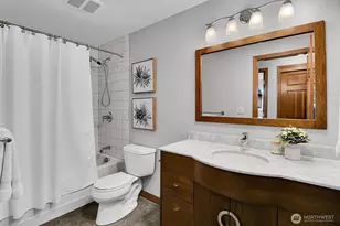 10600 NE 198th St, Bothell, WA 98011 - Photo 18