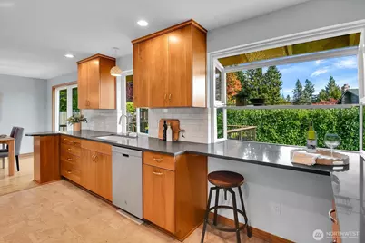 10600 NE 198th Street, Bothell, WA 98011 - Photo 8