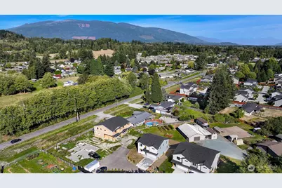 712 F and S Grade Rd, Sedro Woolley, WA 98284 - Photo 36