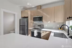 3202 Meridian St, Bellingham, WA 98225 - Photo 28