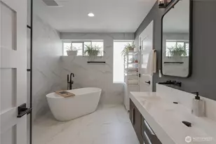 4020 Beach Dr SW, Seattle, WA 98116 - Photo 16