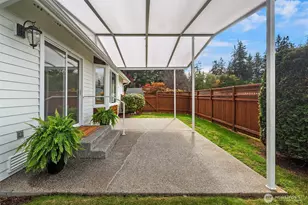 381 Macbrae Dr, Camano Island, WA 98282 - Photo 8