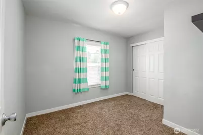 11405 8th Avenue Ct S, Tacoma, WA 98444 - Photo 16