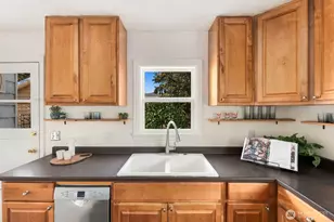 10032 11th Ave SW, Seattle, WA 98146 - Photo 14